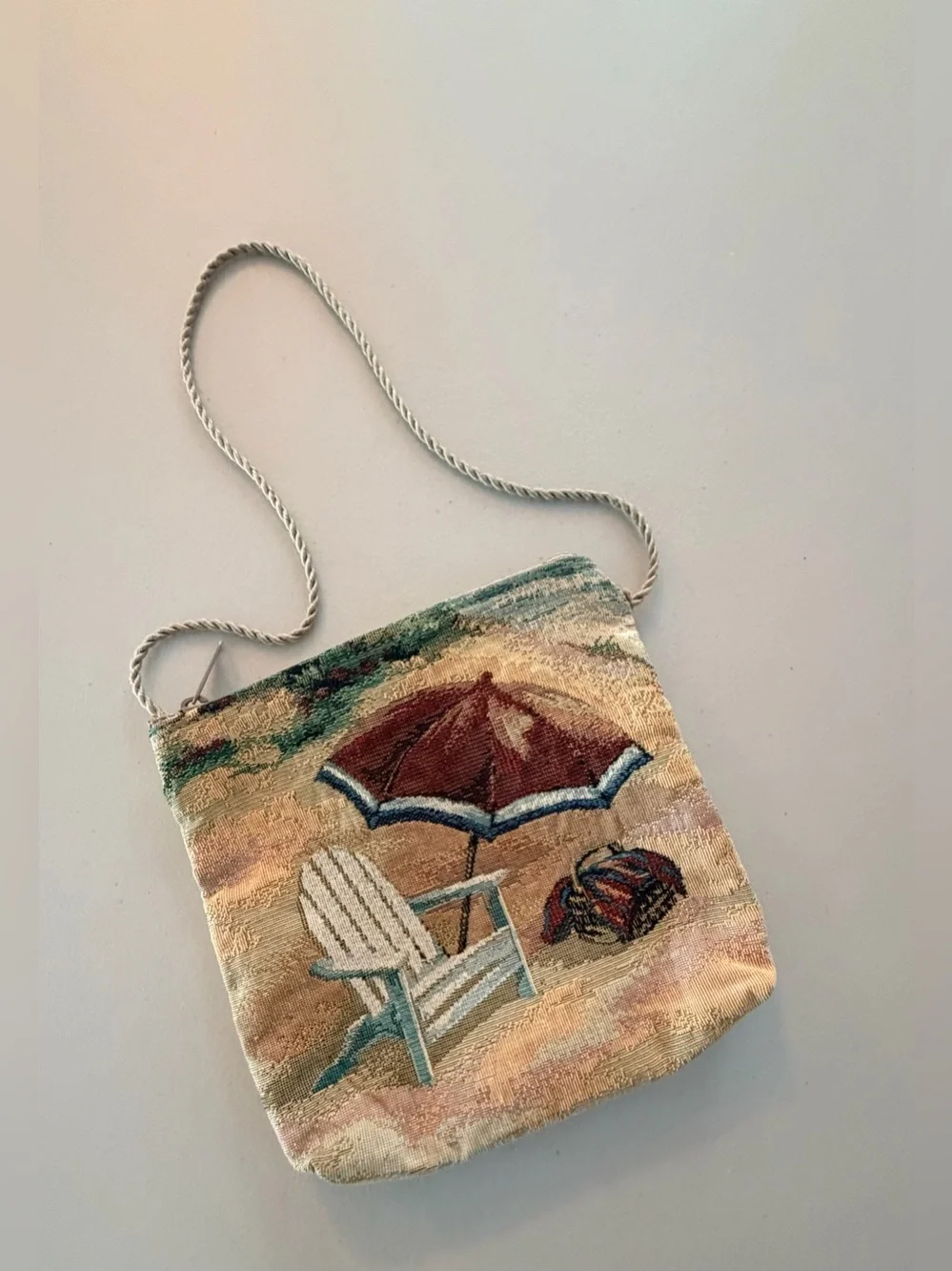VINTAGE | ladies tapestry beach scene shoulder bag - Picture 1 of 12